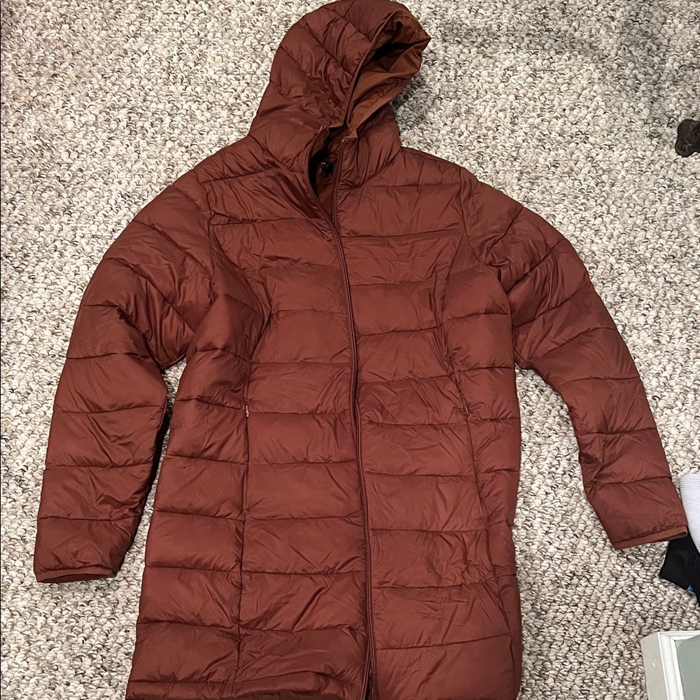 Amazon Essentials Brown Puffer Jacket with Hood